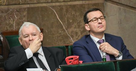 PiS przekombinował z VAT-em. "To kpina z podatników"