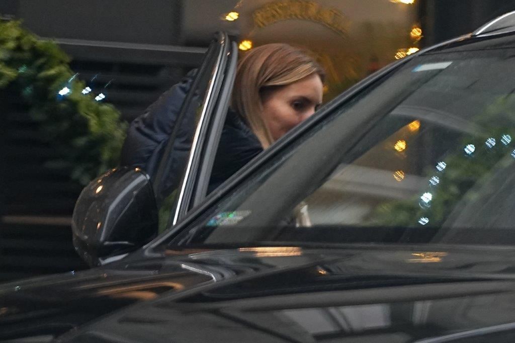 Izabela Janachowska pojechała po ziemniaki luksusowym autem
