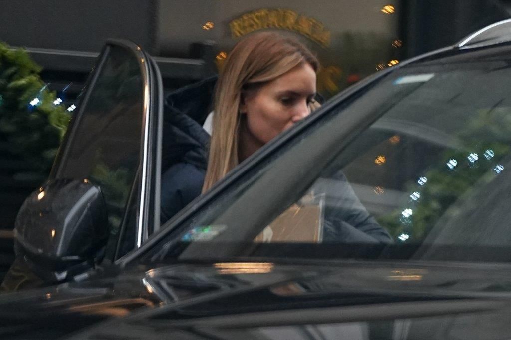 Izabela Janachowska pojechała po ziemniaki luksusowym autem