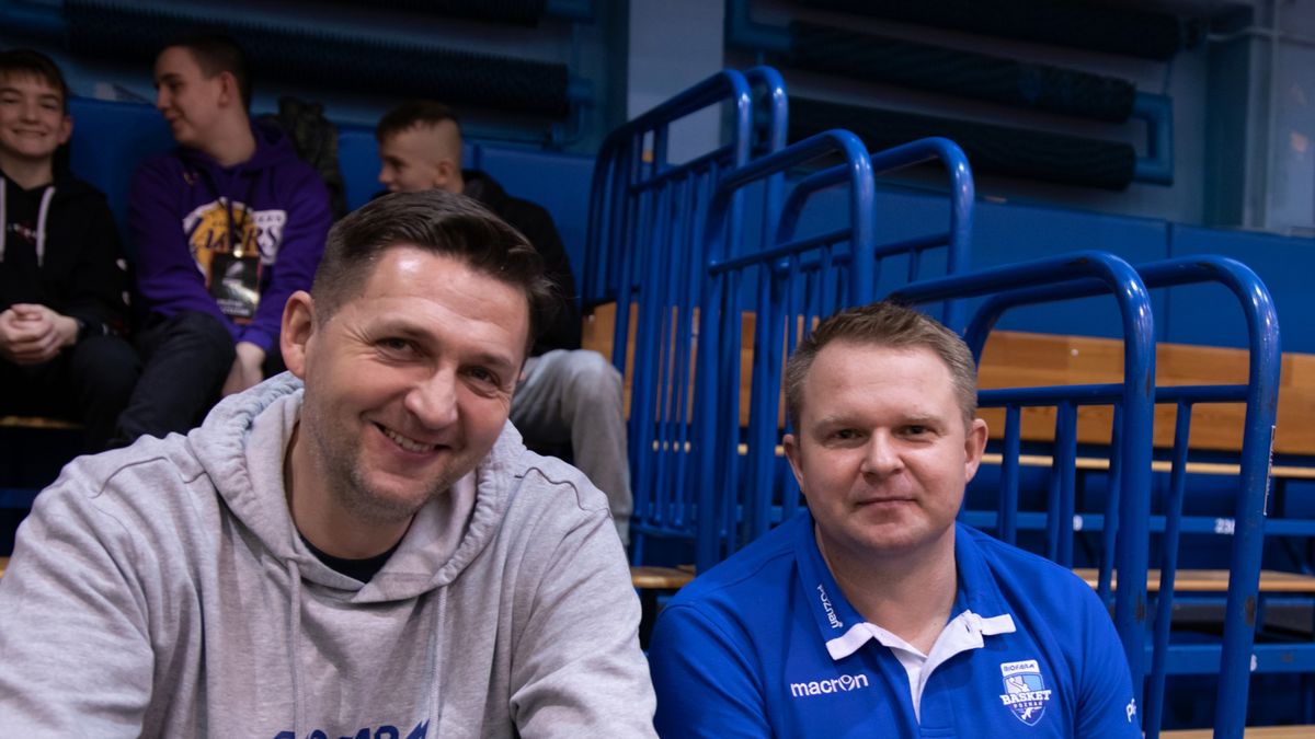 Materiały prasowe / True Photo Agnieszka Żukowska/STK Czarni Słupsk / Na zdjęciu z lewej: Bartłomiej Tomaszewski, prezes Basket Poznań