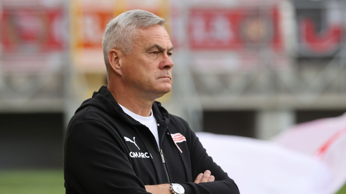 PAP / Marian Zubrzycki / Na zdjęciu: trener Jacek Zieliński