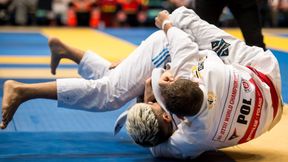 Przerażający wypadek podczas walki. Zawodnik stracił czucie po uderzeniu głową o matę