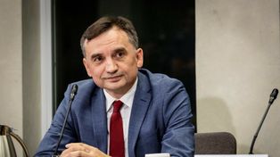 Ziobro ucieknie do USA? Sikorski rozmawiał z ambasadorem