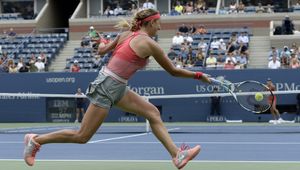 Wimbledon: Awans Azarenki, Kirilenko pożegnała Stephens, porażka Stosur