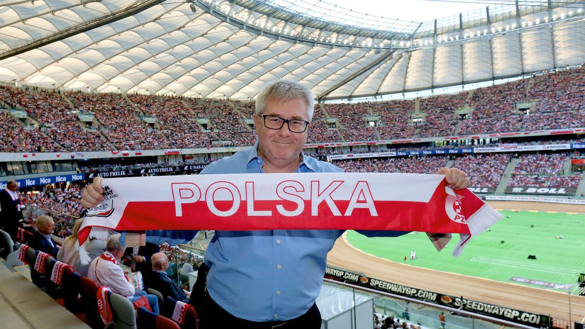 Zdjęcie okładkowe artykułu: WP SportoweFakty / Łukasz Trzeszczkowski / Na zdjęciu: Ryszard Czarnecki na PGE Narodowym