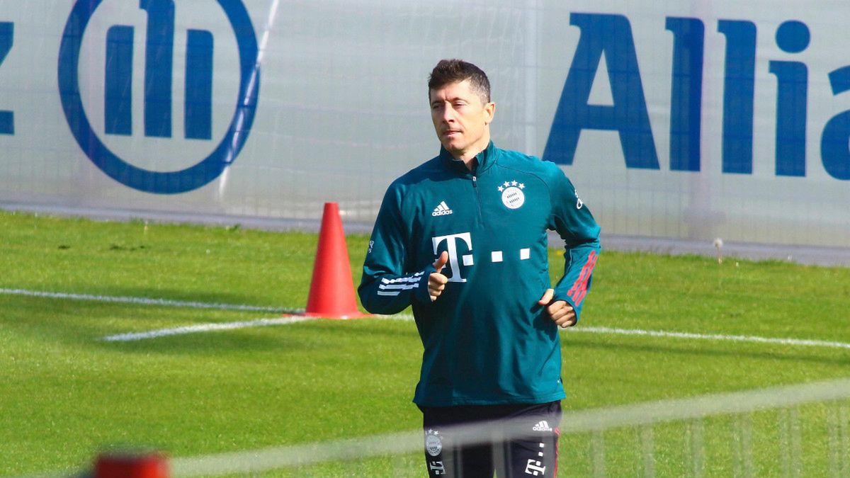 PAP/EPA / Fotostand / Wagner / Na zdjęciu: Robert Lewandowski