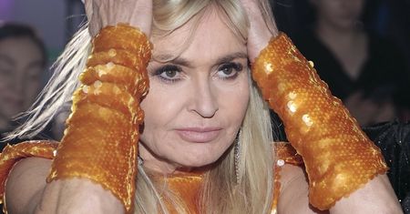 Monika Olejnik w lateksie. "Petarda" - piszą pod zdjęciem