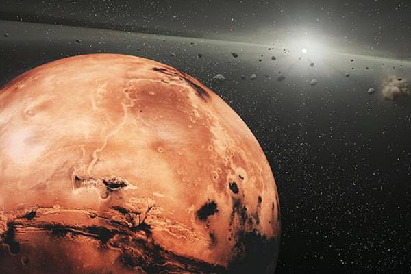 Mars wpływa na planetoidy odświeżając ich powierzchnie