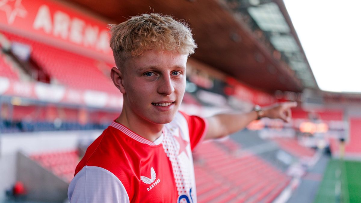 Materiały prasowe / Slavia Praga / Na zdjęcu: Bartosz Szywała