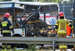 Tragiczny wypadek w Ząbkach. Autobus zderzył się z ciężarówką