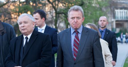 Janusz Wojciechowski broni się przed zarzutami Jarosława Kaczyńskiego. Ale rozważa rezygnację