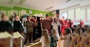 Szczecinek: Licealiści z I LO zagrali po angielsku dla przedszkolaków