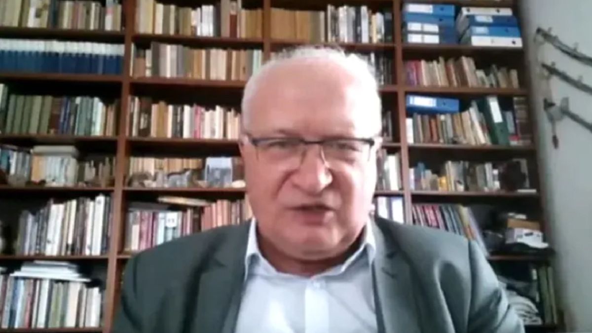 Prof. Krzysztof Simon zabrał głos na temat Omikronu