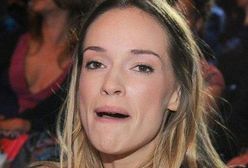 Czy Alicja ulegnie adoratorowi?