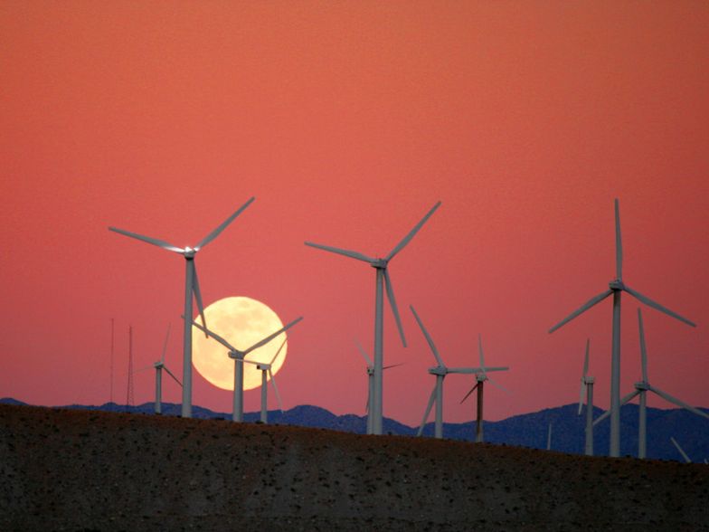 Energia odnawialna: Enea uruchomiła dużą farmę wiatrową