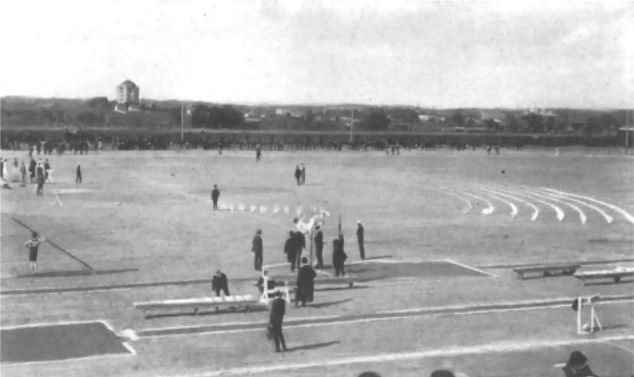 Francis Field Stadium. Źródło: Wikipedia