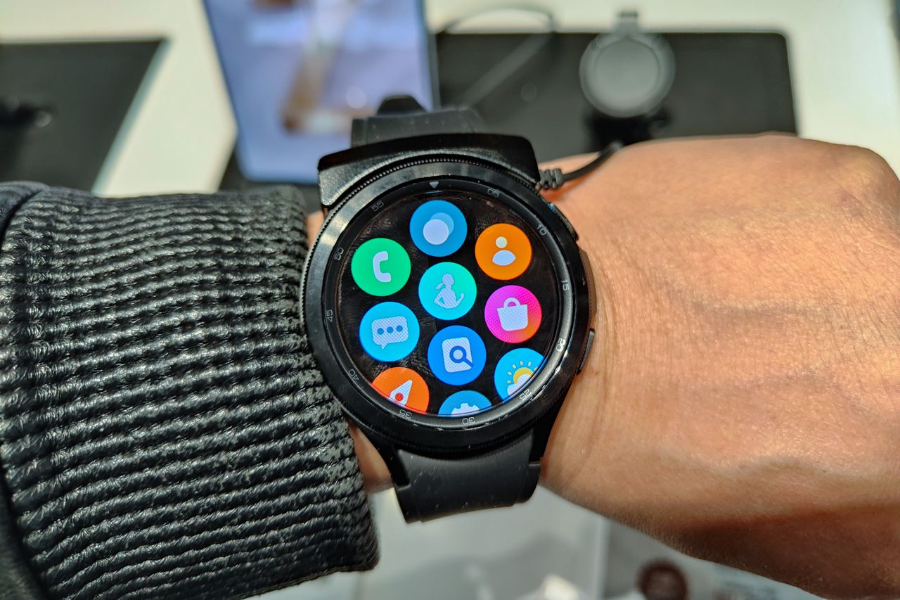 SHANGHAI, CHINA - FEBRUARY 28, 2022 - A customer experiences the Galaxy Watch 4 at Samsung's flagship store in Shanghai, China, February 28, 2022. (Photo credit should read Costfoto/Future Publishing via Getty Images)