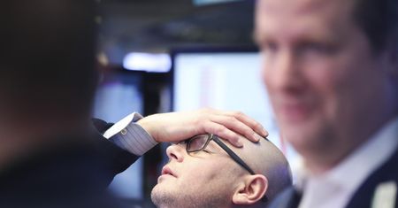 Ostre spadki akcji na Wall Street. Rynek obligacji coraz bardziej atrakcyjny