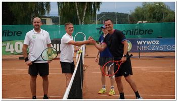 Gmina Budzyń zbiera doświadczenie i inwestuje w sport. Nagroda od przewodniczącego sejmowej komisji