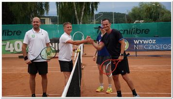 Gmina Budzyń zbiera doświadczenie i inwestuje w sport. Nagroda od przewodniczącego sejmowej komisji