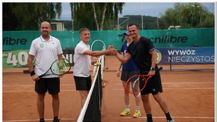 Gmina Budzyń zbiera doświadczenie i inwestuje w sport. Nagroda od przewodniczącego sejmowej komisji