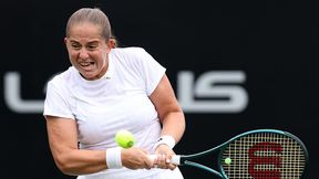 Jelena Ostapenko zaczęła od 5:0. Później były ciężary