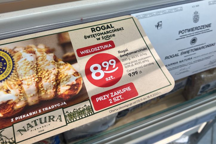 Cena za rogale w Żabce
