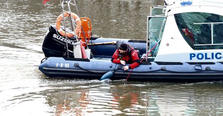 Znaleźli na brzegu rower i rzeczy osobiste. Tragedia na Pomorzu