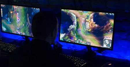 Twórcy "League of Legends" ukarani. Riot Games straci gigantyczne pieniądze