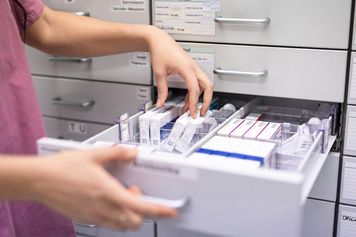 Są problemy z dostępnością dwóch leków. GIF wskazuje terminy dostaw