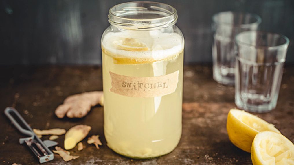 Przygotuj napój imbirowy na przeziębienie