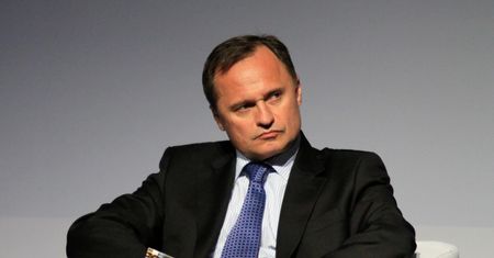 Z miliardera do milionera. Czarnecki traci fortunę na akcjach swoich banków