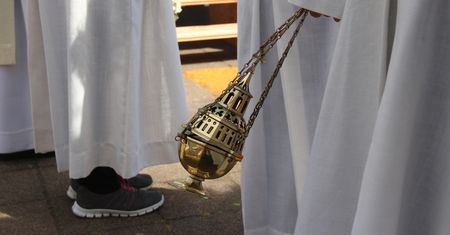 Tragedia w Kałuszynie. Nie żyje 13-letni ministrant. Żegna go parafia
