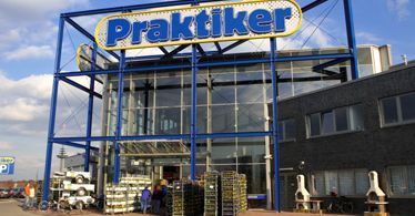 Praktiker na skraju bankructwa. Ostre przepychanki na walnym