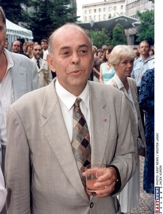 Tablica dla Jacka Kuronia dziś odsłonięta