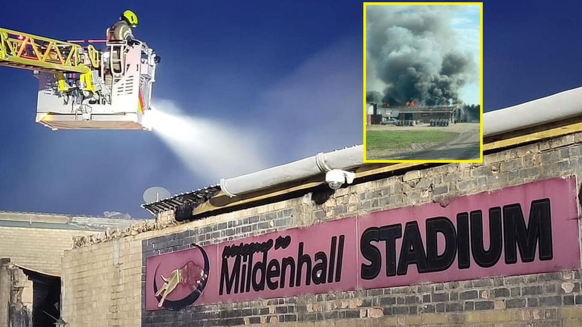 Facebook / Brandon Fire Station / Na zdjęciu: Pożar stadionu Mildenhall