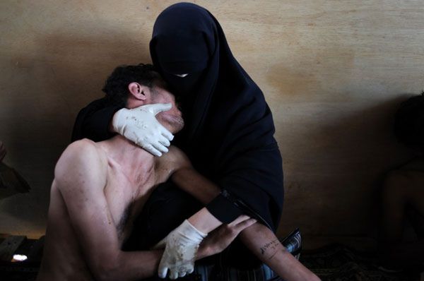 World Press Photo of the Year 2011 - Samuel Aranda, Hiszpania, dla "The New York Times"