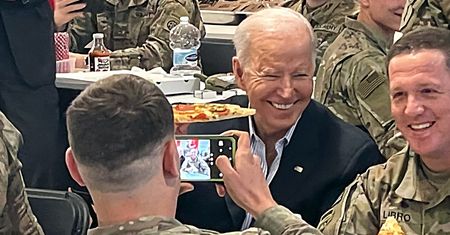 Joe Biden skosztował polskiej pizzy. "Jestem w ciężkim szoku"
