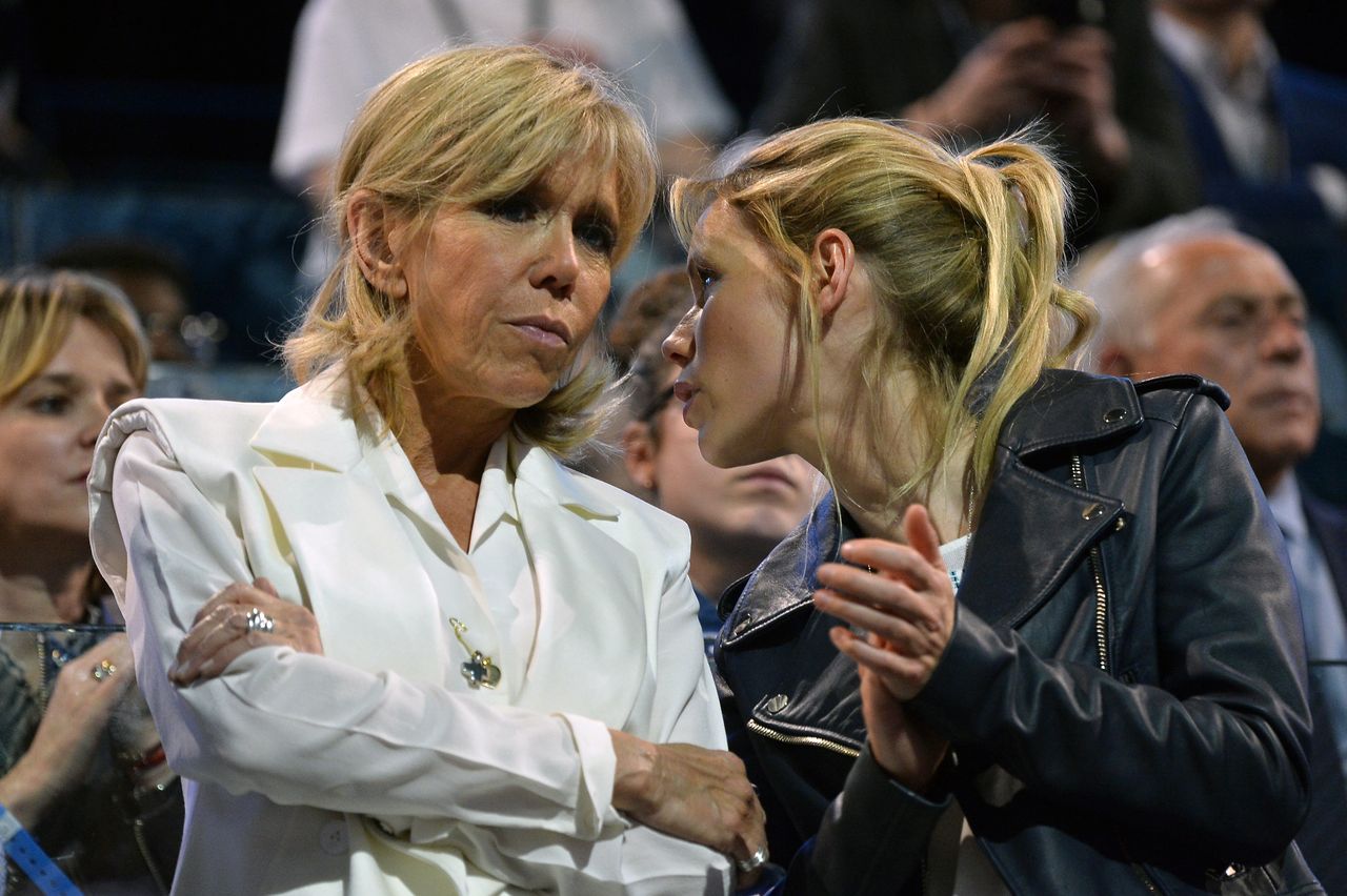 Brigitte Macron odniosła się do książki swojej córki