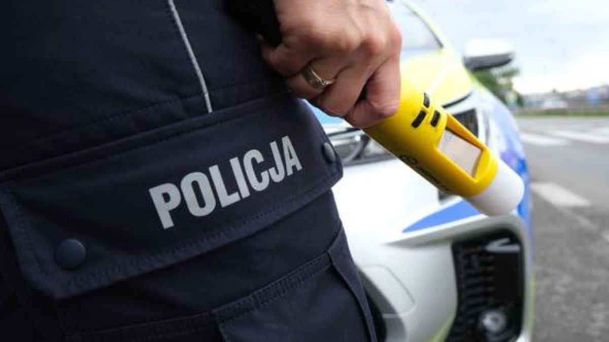 Pijany policjant na komendzie w Płońsku. To kolejny przypadek