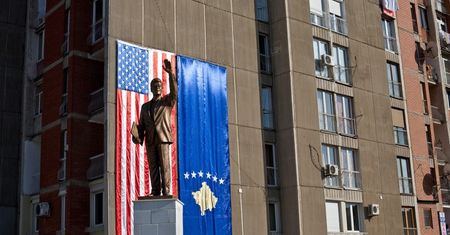 Kosowo przed wyborami. Skandal pograżyłby oba pańswta
