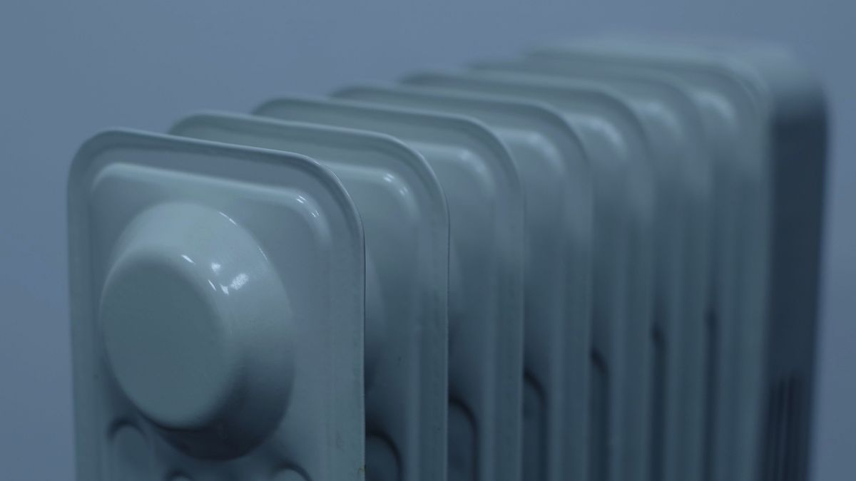 Mężczyźni ukradli kaloryfery ze szkoły. Później sprzedali je na złomie