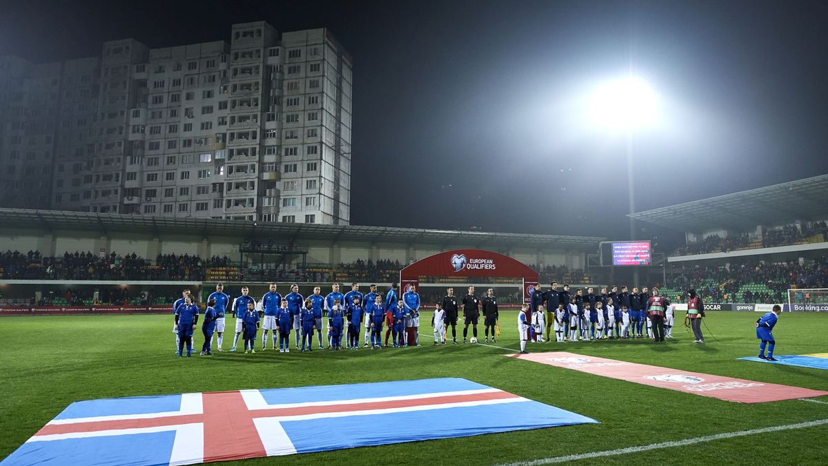Zdjęcie okładkowe artykułu: Getty Images /  / Na zdjęciu: Piłkarze Islandii i Mołdawii