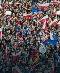 Fizjoterapeuci, Masa Krytyczna i KOD. Manifestacje na ulicach Warszawy