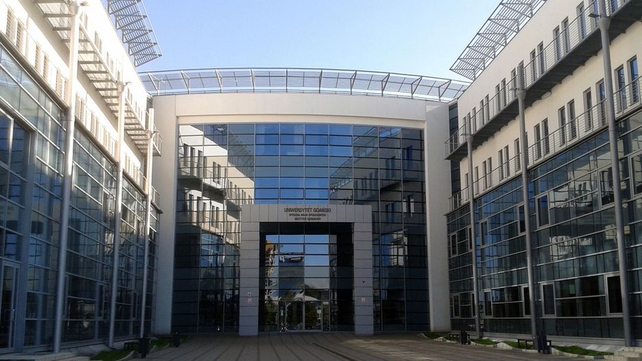 Uniwersytet Gdański. Uczelnia pozostaje przy systemie hybrydowym