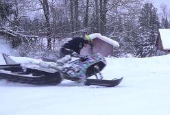 Skrzyżowanie motocykla z czołgiem. 170-konna bestia idealna na śnieg