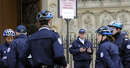 Francja: W Notre Dame zastrzelił się działacz skrajnej prawicy