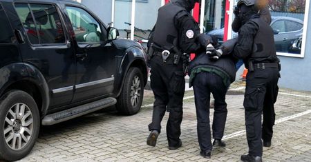 Wyłudzali VAT zupełnie nową metodą. 12 osób stanęło przed prokuratorem