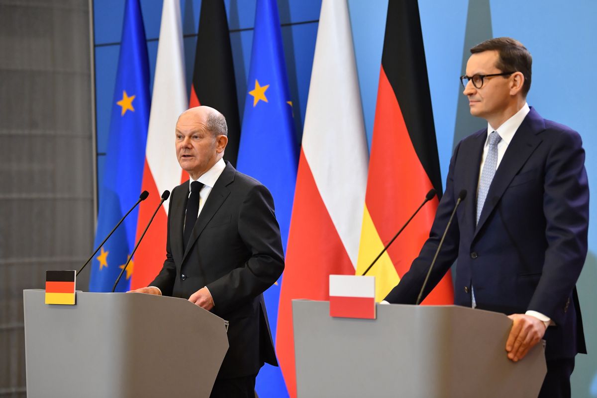 Kanclerz Olaf Scholz w Warszawie. Mateusz Morawiecki o Ukrainie i Nord Stream 2 