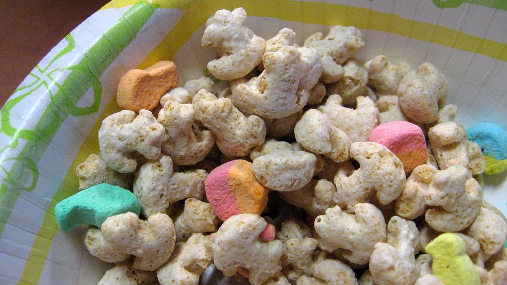 Płatki śniadaniowe owsiane z piankami